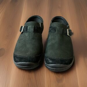 Merrell Shoes Women’s Encore Buckle Black Suede Mule Clogs Size 6